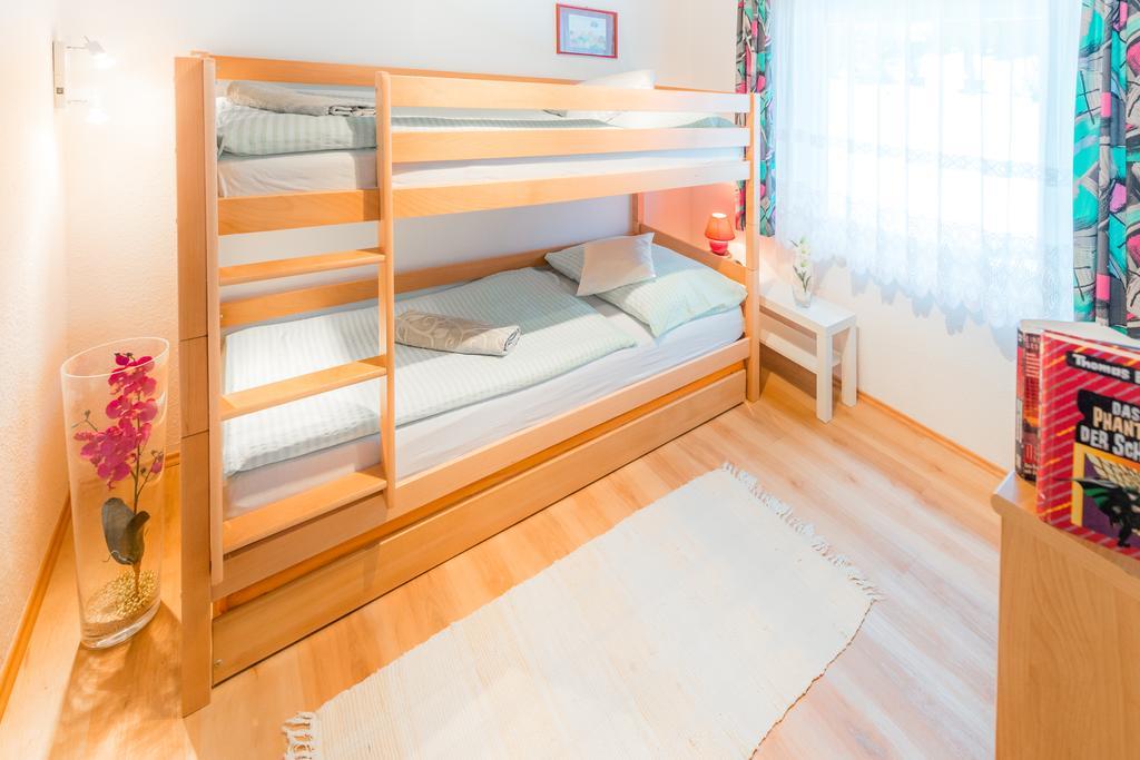 Ferienwohnungen Presslauer Mori - Haus Irmgard 상트칸지안 객실 사진